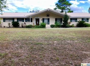 205 Parsons Rd, Victoria, TX 77904