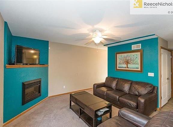4th image of 1612 NW Jordan Ct #36B