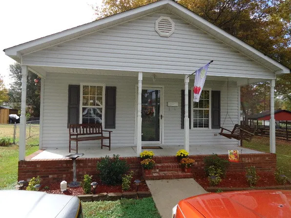 611 Frank St, Cherryville, NC 28021