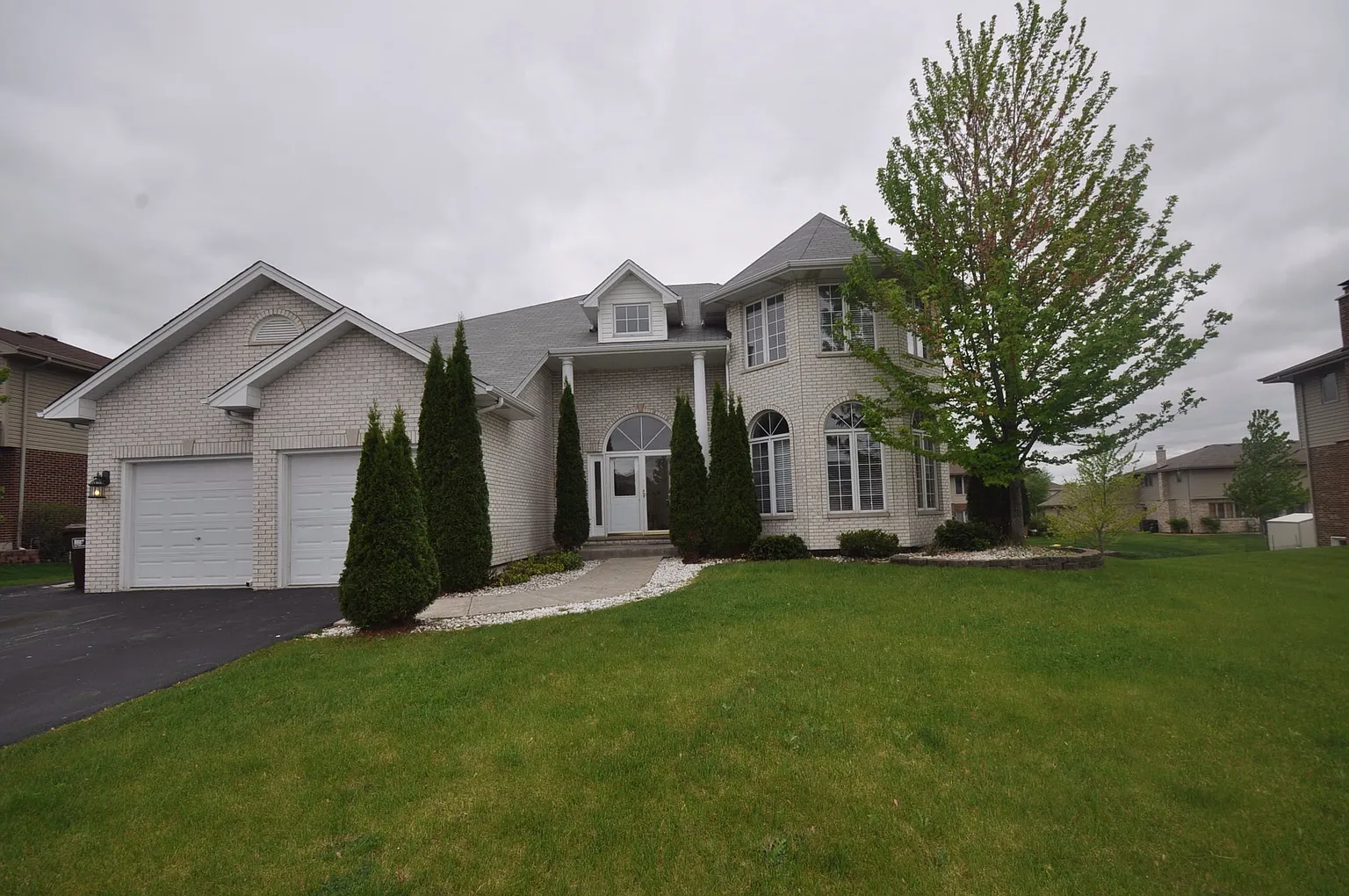 18160 Goesel Dr photo 1