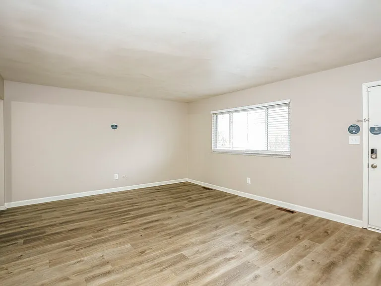 51 N Galeston Ave — Photo 5