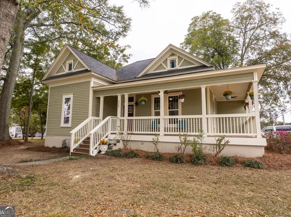 422 Oak St, Bremen, GA 30110