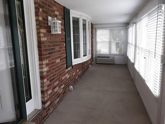 4th image of 4756 Northtowne Blvd