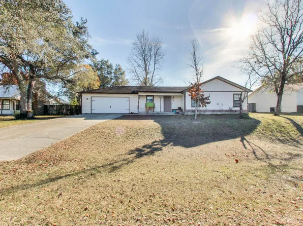 206 Grand Prix Dr, Crestview, FL 32536