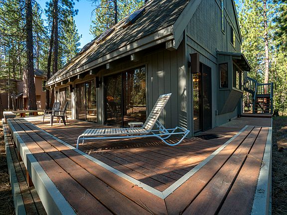 2nd image of 57485 Tumalo Ln