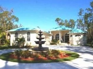 5275 Hawthorn Woods Way, Naples, FL 34116