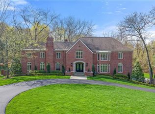 8 Thawmont Dr, Sewickley, PA