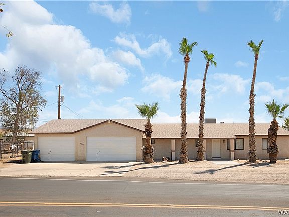 3rd image of 2260 Lakeside Drive
