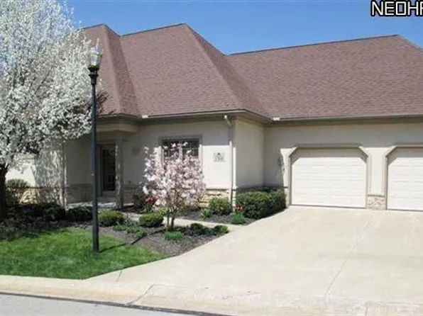 7314 Caddie Ln #61, Concord Township, OH 44077