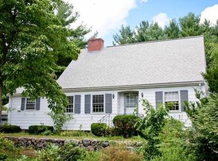 11 Mark Ave, Reading, MA 01867