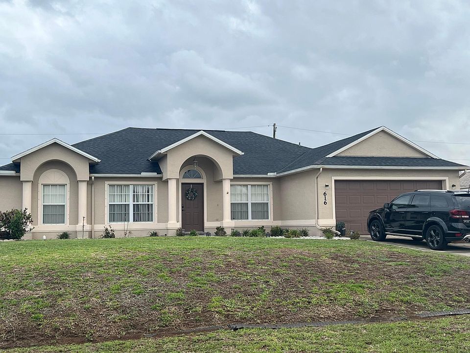 1st image of 616 SW Jaffe Avenue