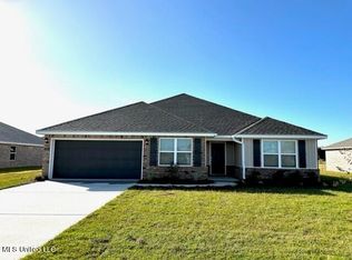 15321 Leighwood Ln, Biloxi, MS 39532