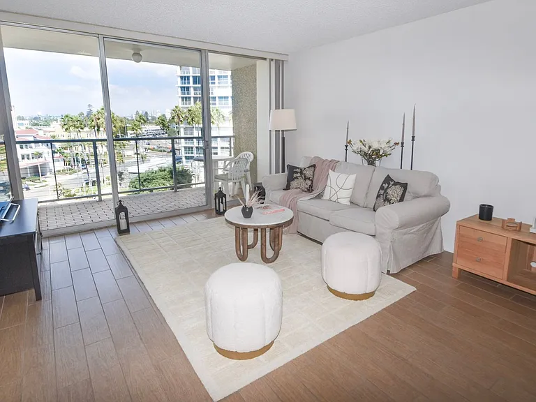 1720 Avenida Del Mundo #501 — Photo 3