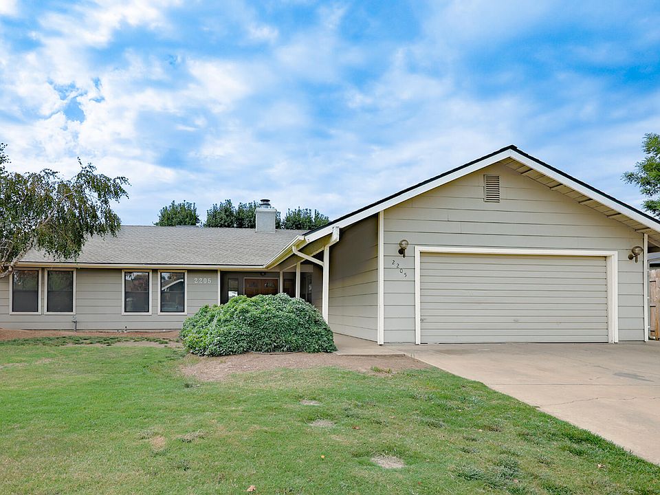 1st image of 2205 E Vassar Dr.