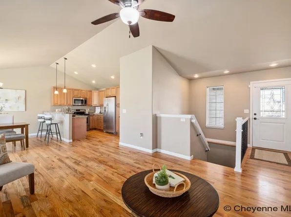 2005 Pine Ave, Cheyenne, WY 82007
