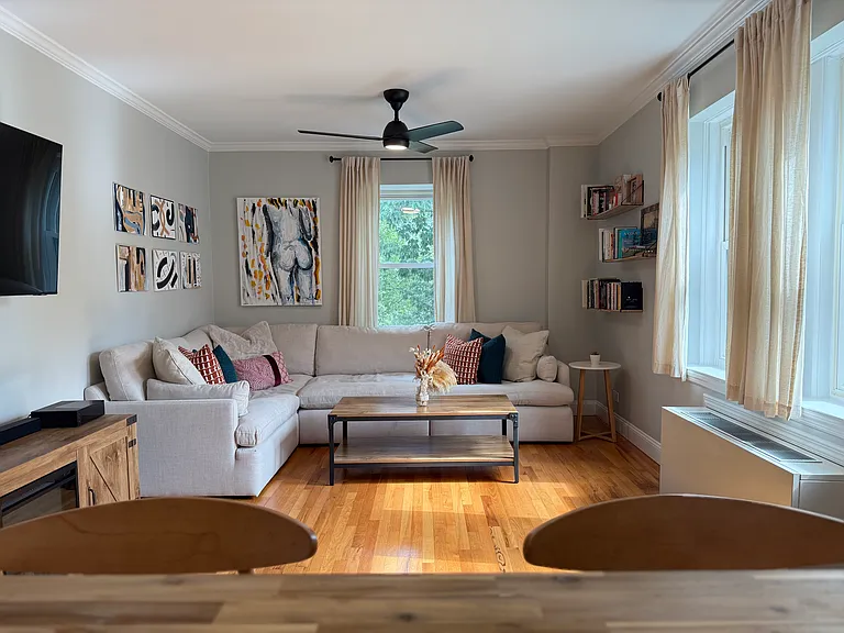 102 Woodside Grn #3A — Photo 1