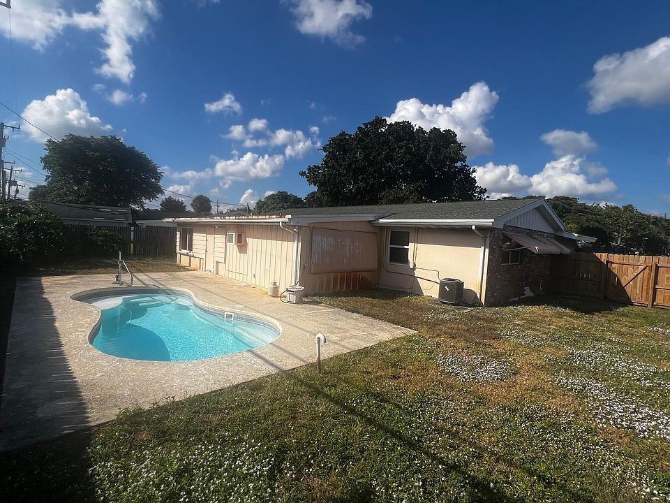 2nd image of 754 Fairhaven Drive