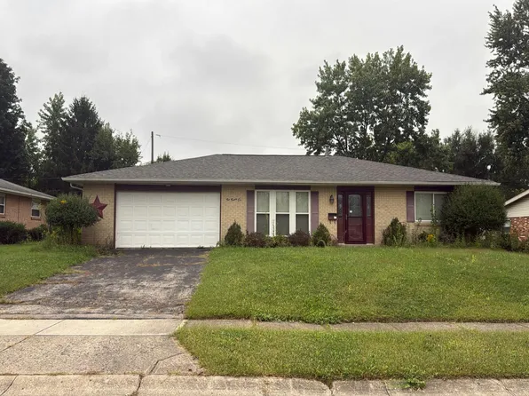 1026 Merrywood Dr, Englewood, OH 45322