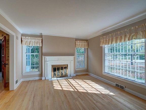 5th image of 4206 Manitou Way