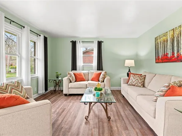 6313 Arden Cir, Clemmons, NC 27012