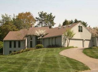1888 Cascade Farms Dr SE, Grand Rapids, MI 49546