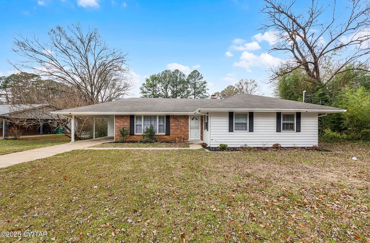 3 bed, 1639 sqft, $2,000 — Photo 1