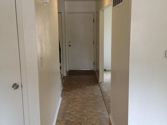 5th image of 1S152 Holyoke Ln