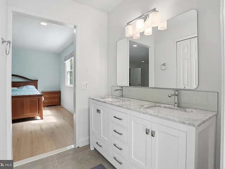 1316 Heller Dr — Photo 43
