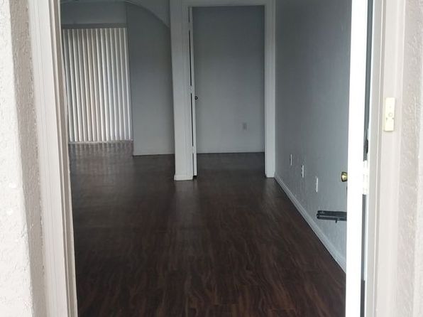 9751 E Magma Dr APT B