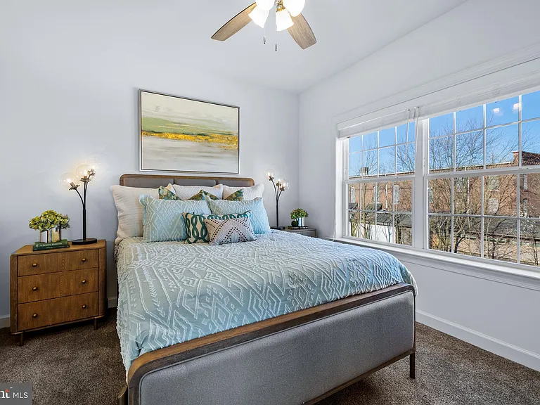 190 Cambridge Blvd — Photo 13