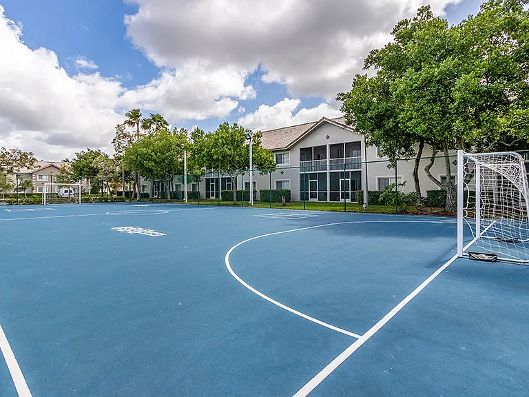 Bell Coconut Creek — Photo 29