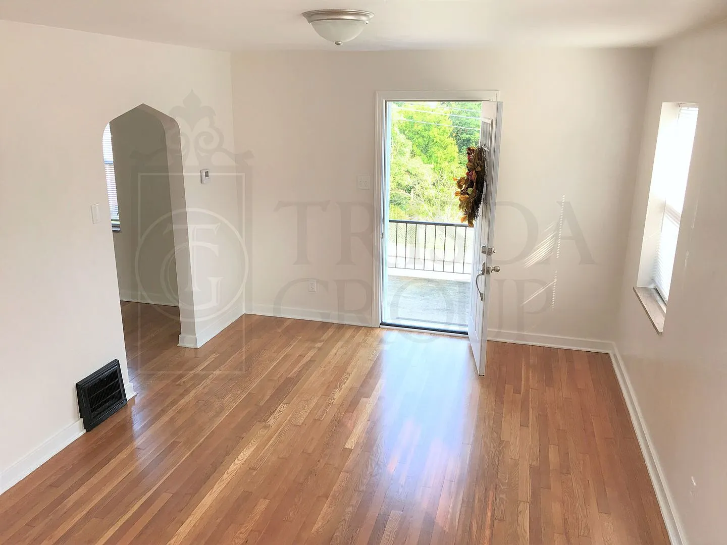 Avail Sept 1: Single Family Home w/ Yard, Garage, AC, In Unit Laundry, Pets OK! South Hills Pitts... — Photo 4