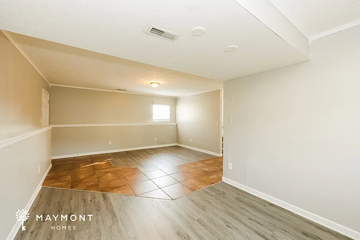 3201 Shallow Creek Cir — Photo 8