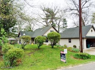 5262 S Muskego Dr, Newaygo, MI 49337