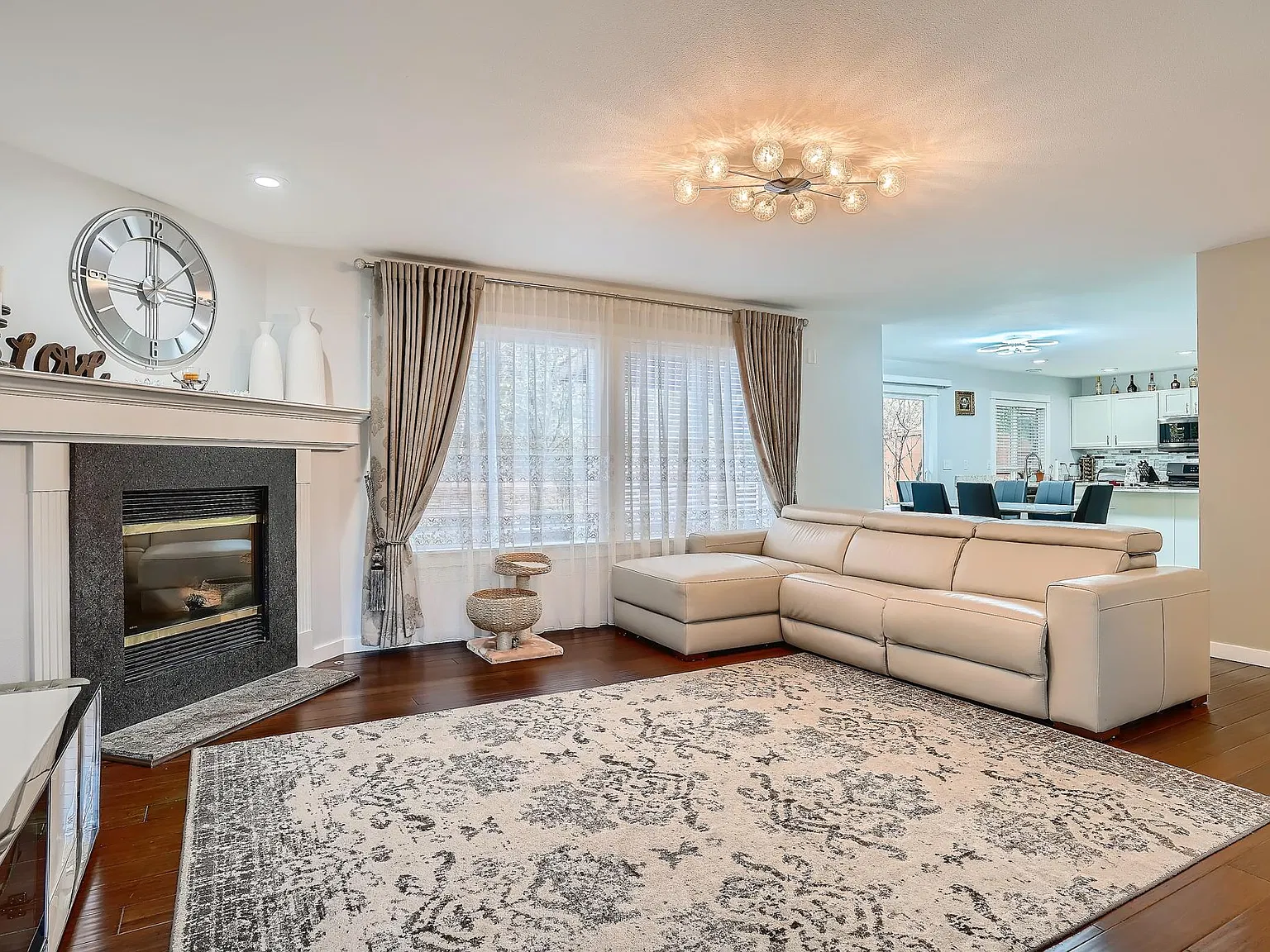 3 bed, 2.5 bath, 1890 sqft, $3,550 — Photo 4