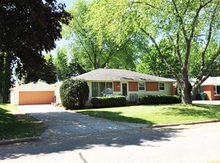 2309 N Idlewild Ct, Green Bay, WI 54303
