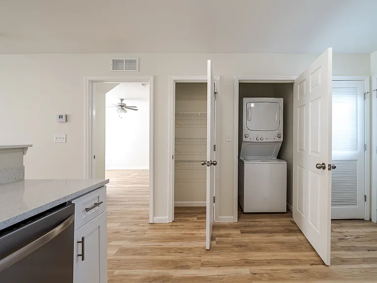 Icon Townhomes — Photo 51