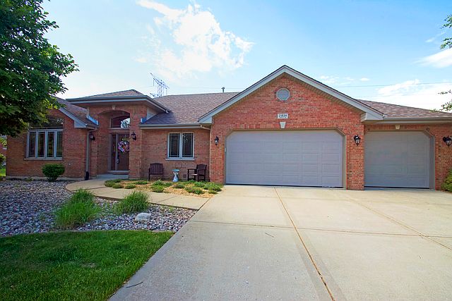 1st image of 21934 Emily Ln