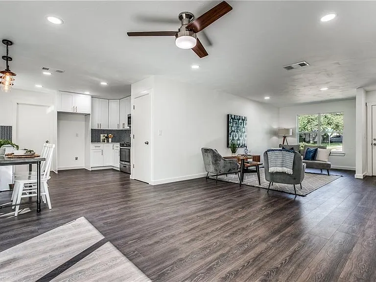 6220 Blarwood Dr — Photo 5