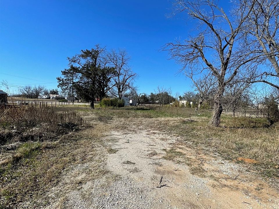 1st image of 300 Starkey St