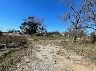 300 Starkey St, Bangs, TX 76823