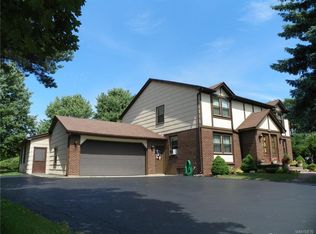 9180 Clarence Center Rd, Clarence Center, NY 14032