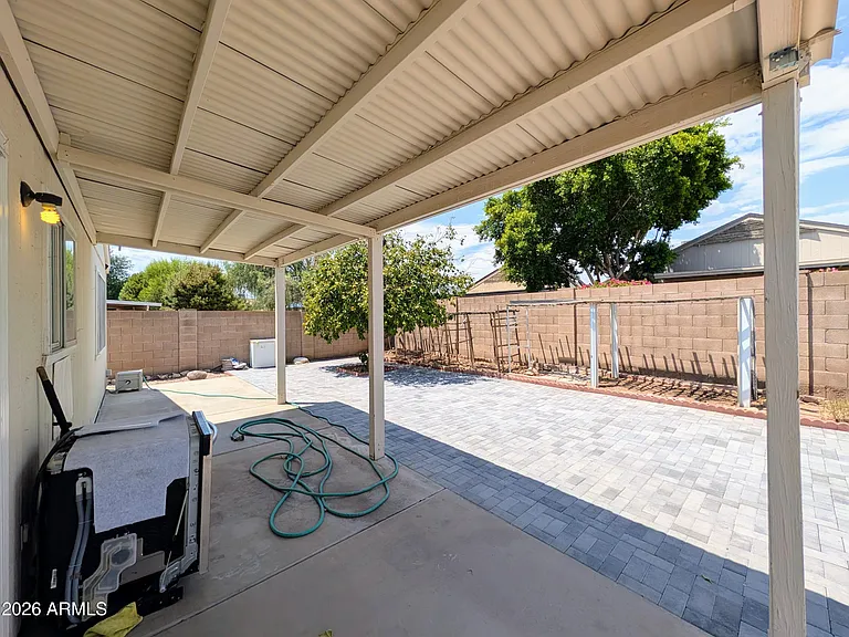 2824 W Angela Dr — Photo 54