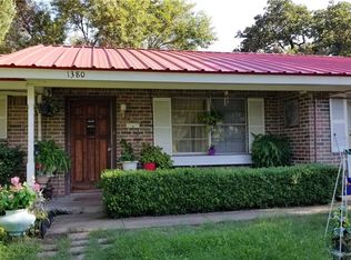 1380 W Groesbeck St, Stephenville, TX 76401