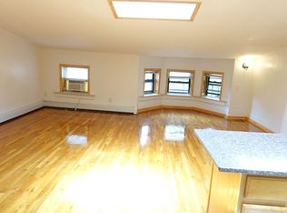 423 49th St APT 3, Brooklyn, NY 11220