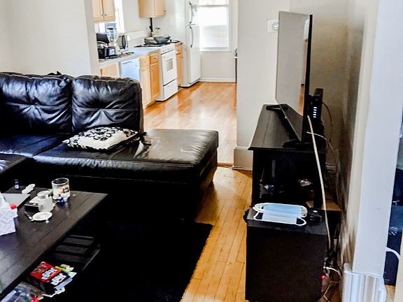5th image of 1920 N Damen Ave #1753268