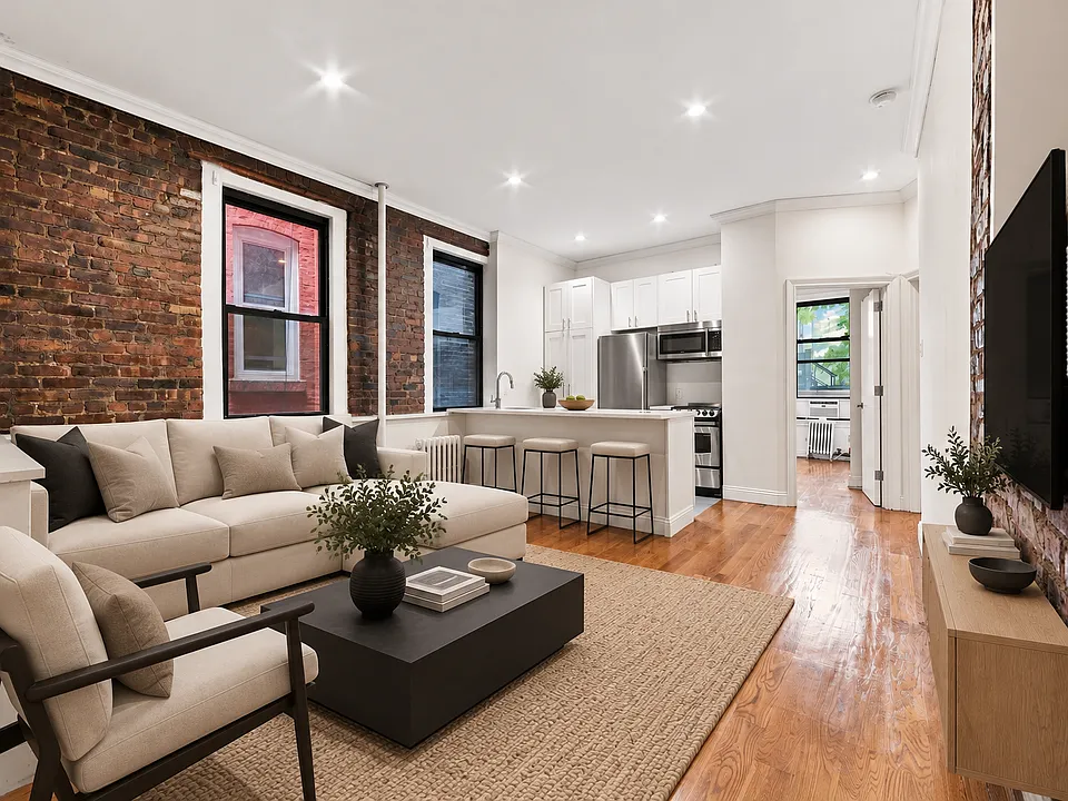 7 Carmine St #4