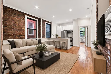 7 Carmine Street, #4