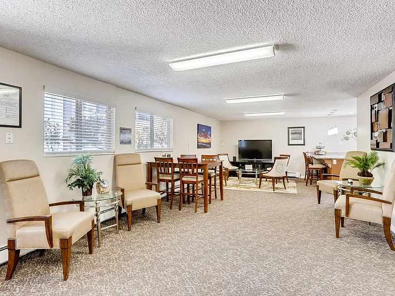 Sterling Heights, Greeley, Co. Apartments