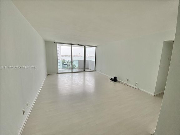 4th image of 1200 West Ave APT 829